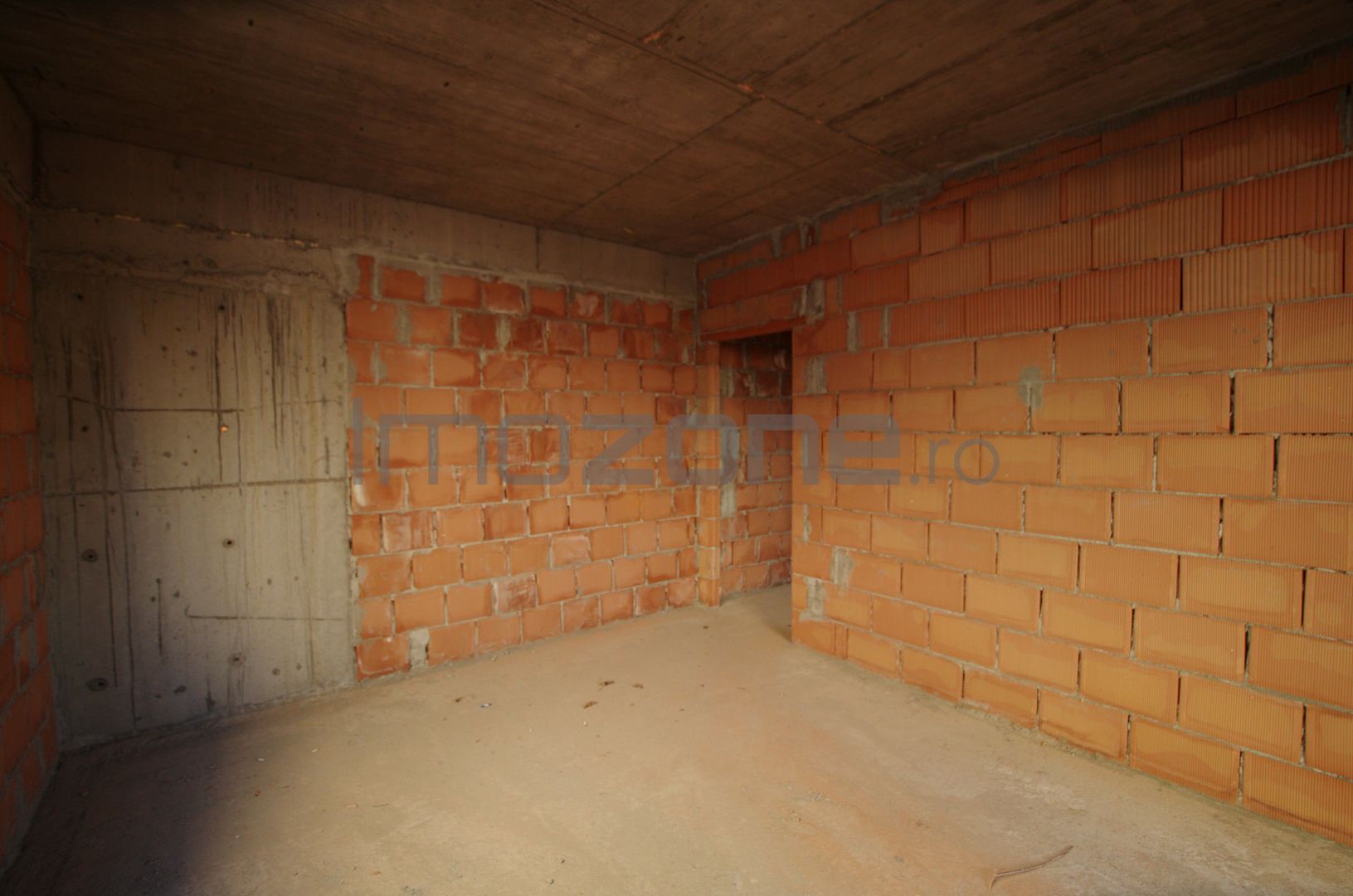 The Building - Barsanesti - Poză 10