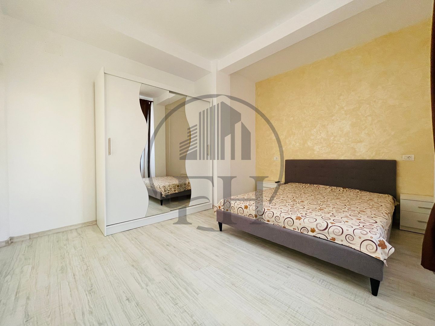 SOLD / VANDUT Apartament cu 2 camere de vânzare în zona Nord - Poză 3