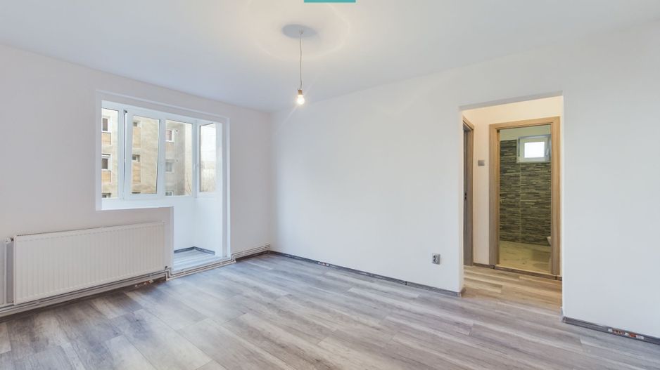 Apartament 3 camere pe str Hateg in Vlaicu - Poză 3