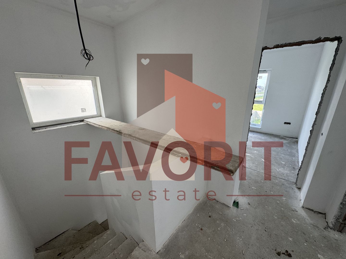 Duplex 5 camere ,despartit prin camera tehnica, finisat la cheie in Mosnita - Poză 12