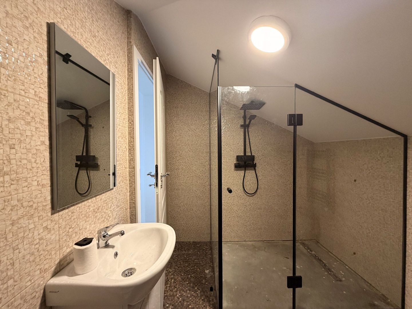 🏡 Casă de închiriat Chitila – construcție modernă (2020) - Poză 22