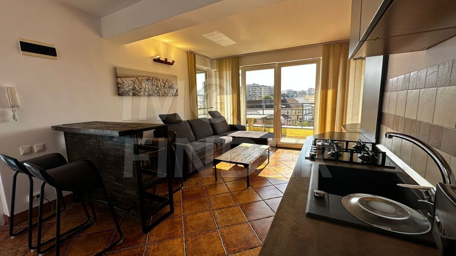 Inchiriere apartament 3 camere in Vila, Central - Poză 6