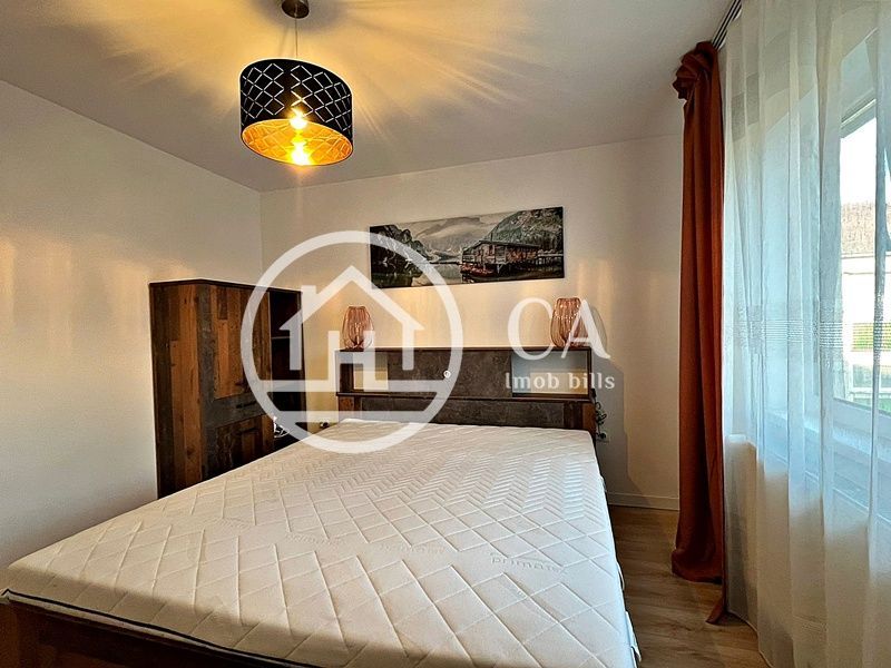 Apartament de închiriat cu 3 camere in zona Rogerius, Oradea - Poză 2