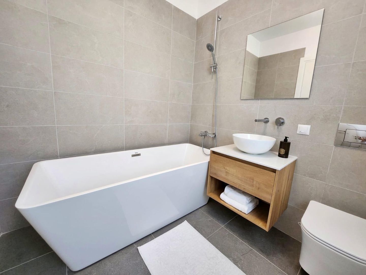 Vanzare vilă 5 camere 162mp | Grădină Privată | 3 locuri de parcare - Poză 10