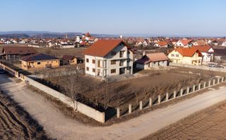 Casa cu teren 1500 mp in Harman - Poză 4