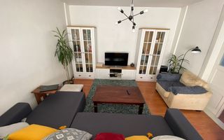 Casă individuală cu 2 camere, în zonă excelentă, Cluj-Napoca. - Poză 1