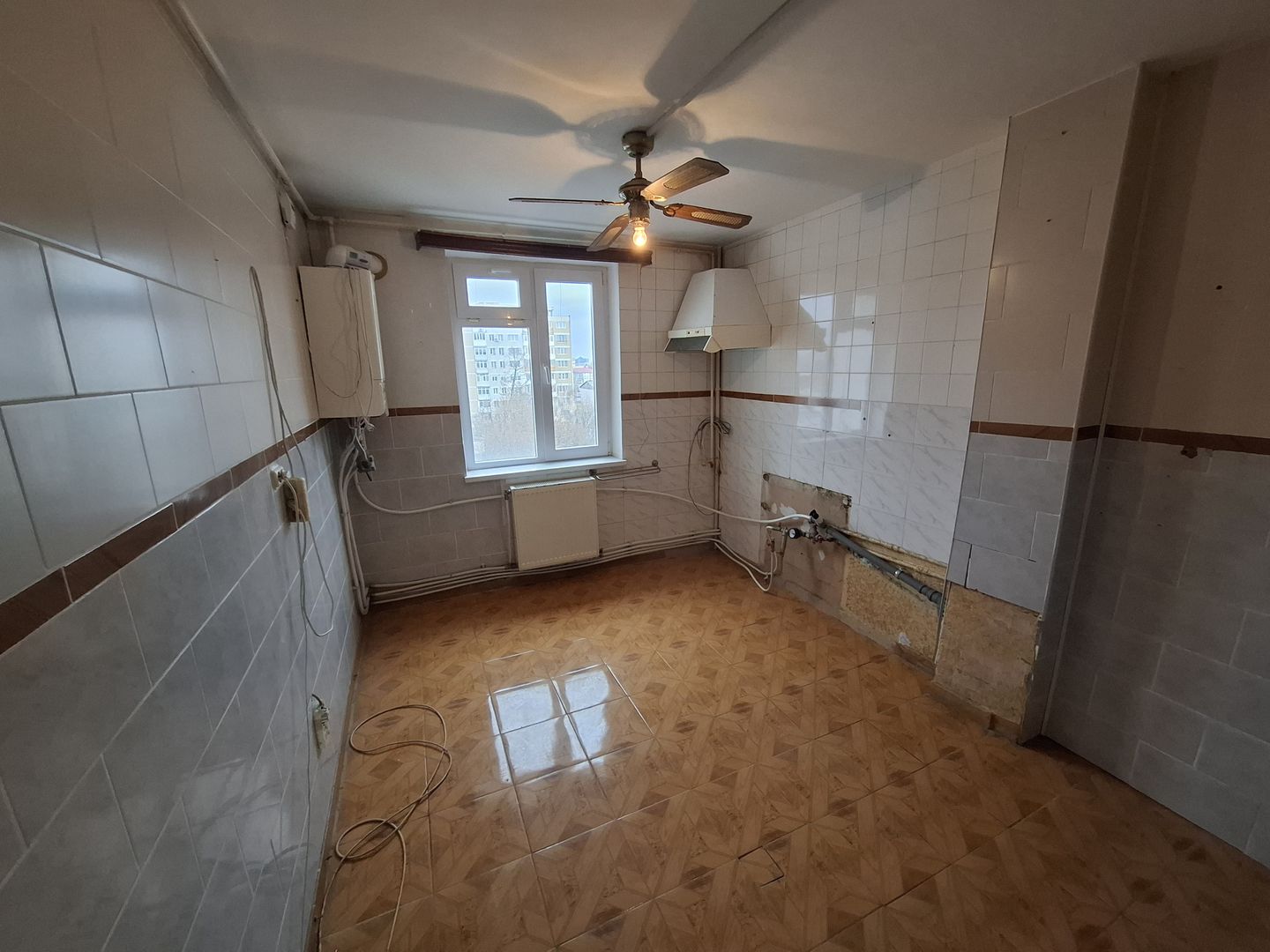 Apartament 3 camere | Strada Castanilor, Bacău - Poză 23