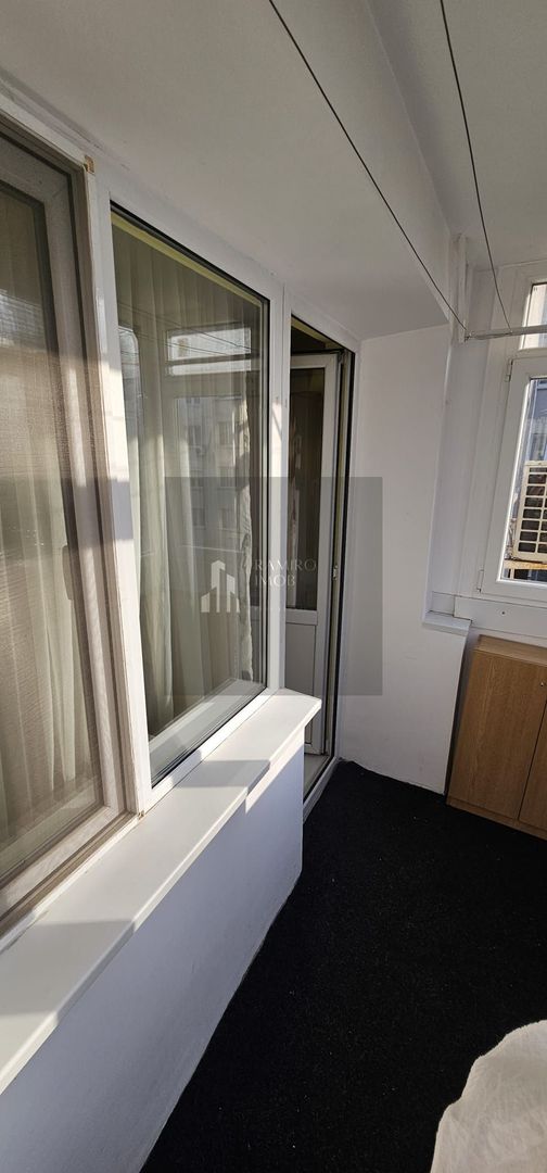 Garsoniera renovata 35 mp/ Metrou 1 decembrie la 3 minute - Poză 3