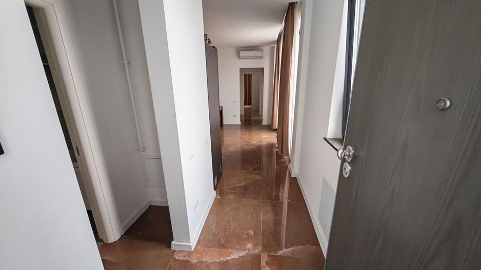 Penthouse 3 camere | Tunari | 2 terase generoase - Poză 11