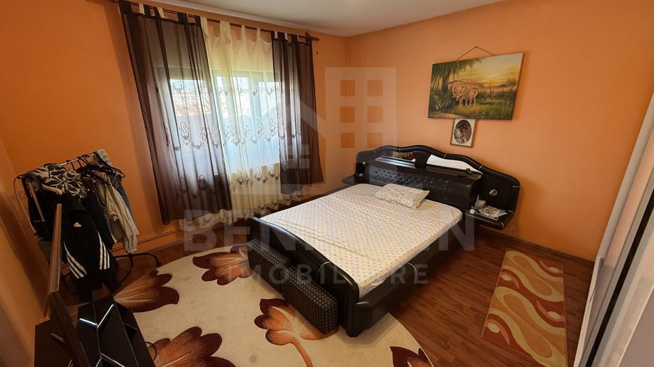 Casa Spatioasa D+P+1+M – 615mp - Teren 1000mp - Rovine - Poză 6