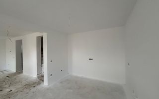 Casa Quadruplex | 3 Camere | 82MPU | Curte 170MP | Balcon - Poză 1