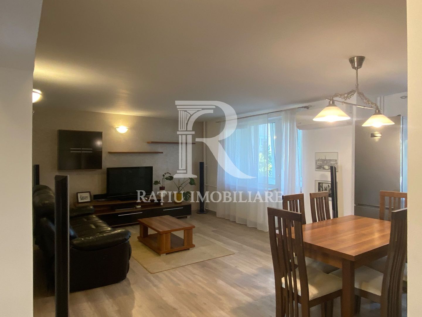 Apartament de inchiriat | Bulevardul Decebal | Oradea - Poză 1