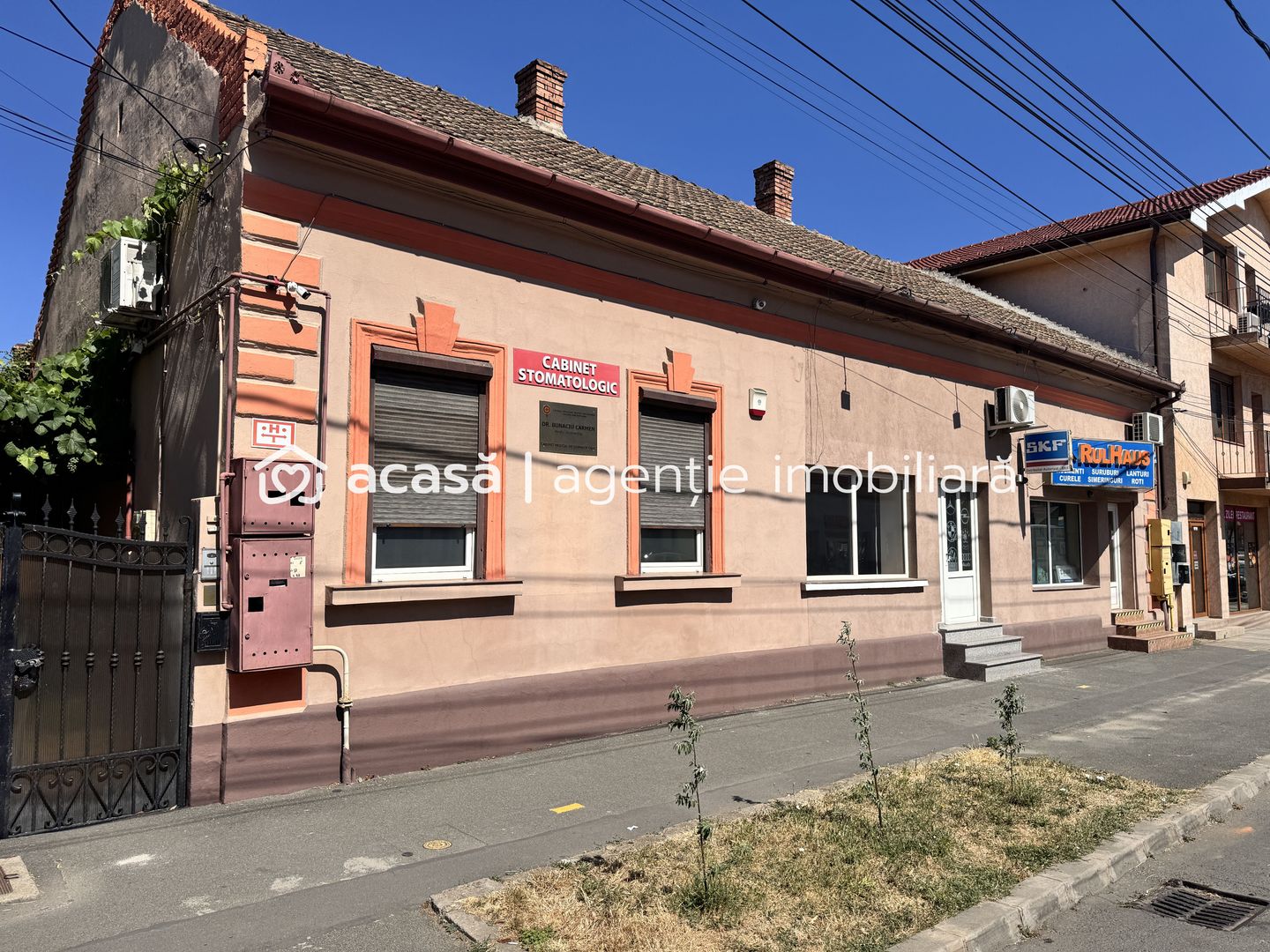 Locație excelentă: Spațiu comercial  Reprezentanță sau Închiriere. - Poză 1