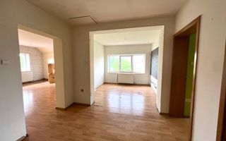 SPATIU CU MULTIPLE DESTINATII - Poză 3