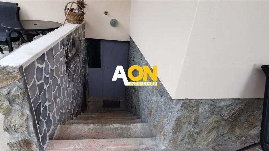 Casa in Centru zona linistita - Poză 17
