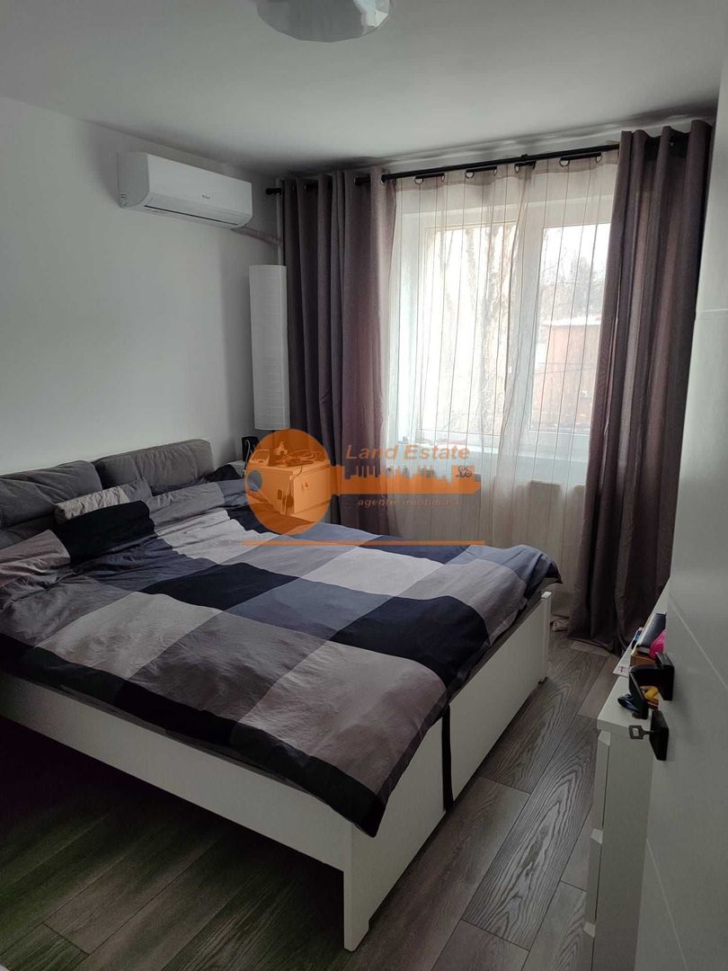 Apartament cu 4 camere in zona Crangasi(Bloc Reabilitat) - Poză 7