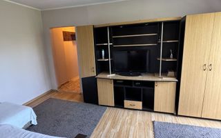 vand apartament in zona Dacia, strada Dropiei - Poză 3