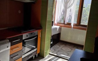 Apartament cu 3 camere in zona Pacii(Bloc Reabilitat-Centrala Proprie) - Poză 3