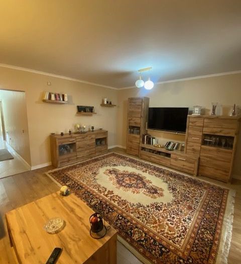 Duplex cu piscina Dumbravita Zona PADURE - Poză 1