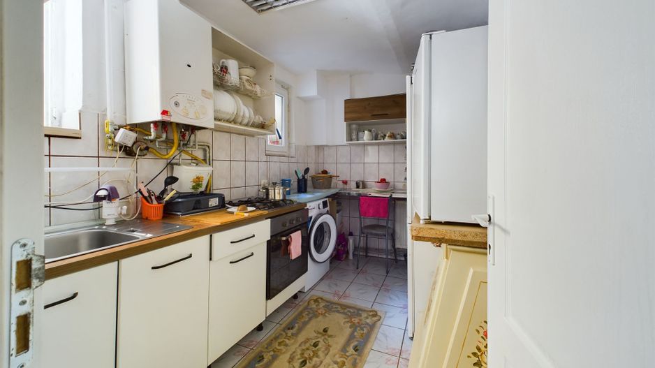 Apartament semicentral cu 2 camere - Poză 11
