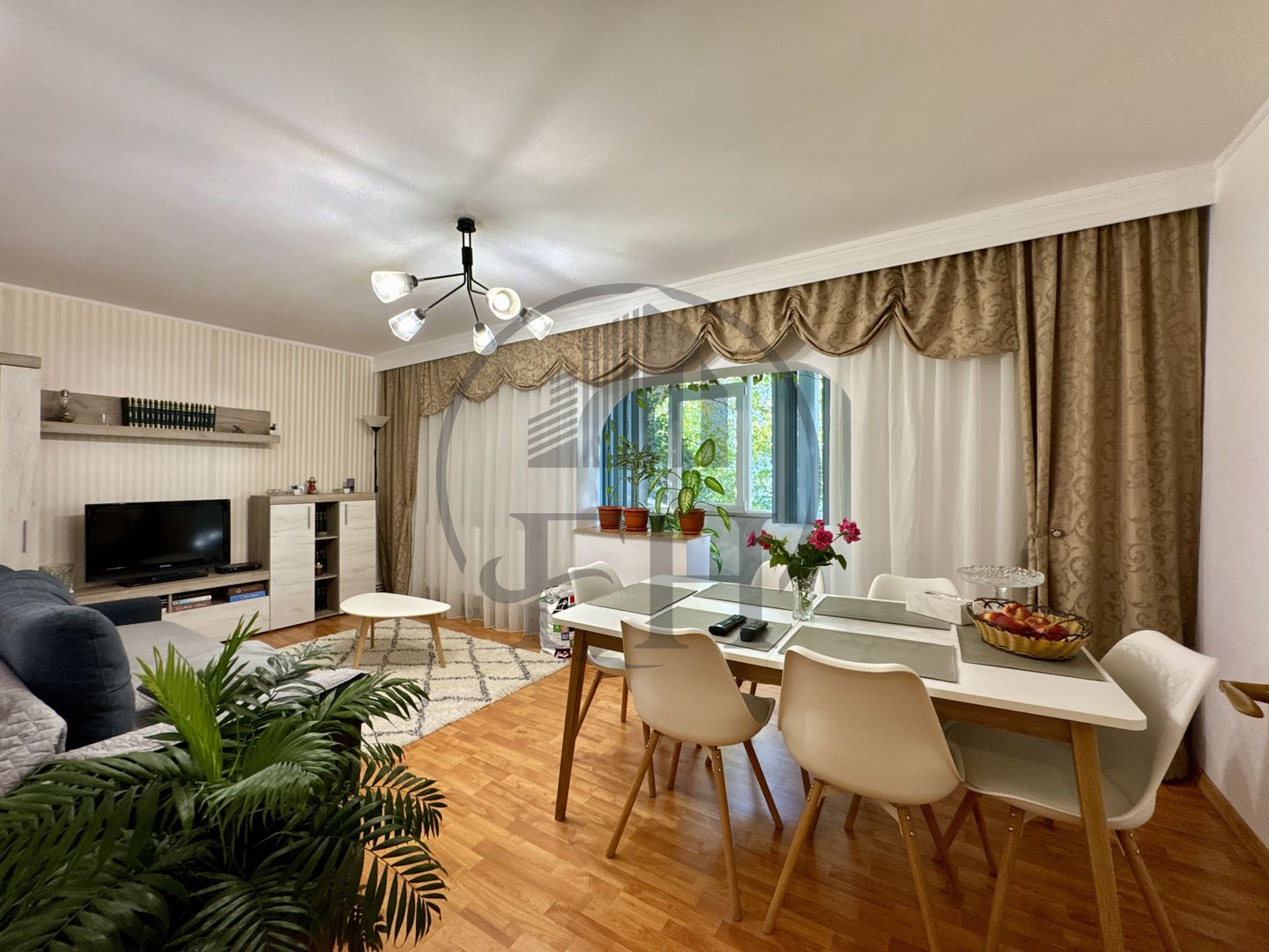 Apartament 3 camere de vanzare Constanta, zona Anda - Poză 1