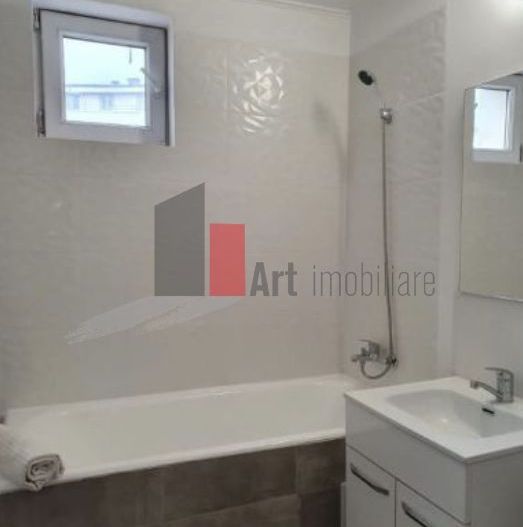 APARTAMENT DE 3 CAMERE TEIUL D0AMNEI - Poză 6