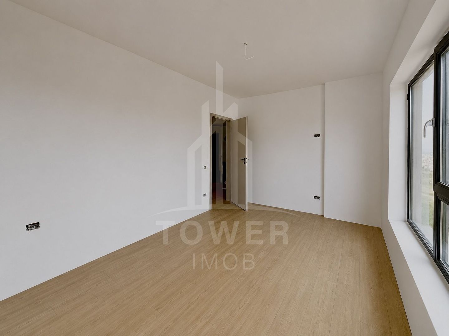 Apartament 3 camere- la cheie- Calea Surii Mici - Poză 5