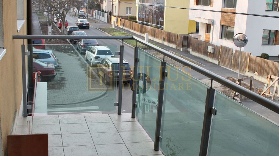 2 camere, recent renovat -Giroc - Poză 6