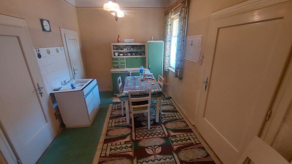 Casa cu 3 camere, zona Trei Stejari - Poză 6