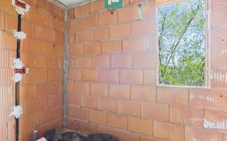 Casă individuală la cheie in Utvin - Poză 13