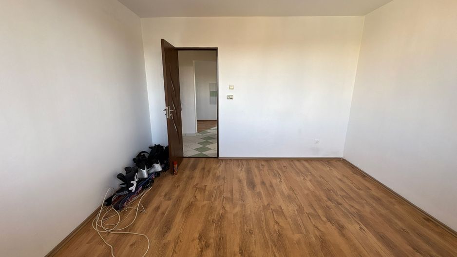 Apartament 2 camere 49 M² + balcon 10 M² cu priveliste Simeria - Poză 11