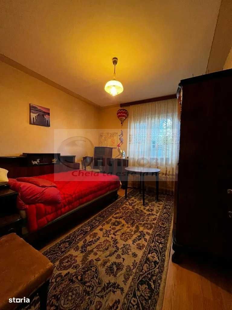 Apartament 4 camere et2/4 Podu Ros -599 EURO - Poză 2