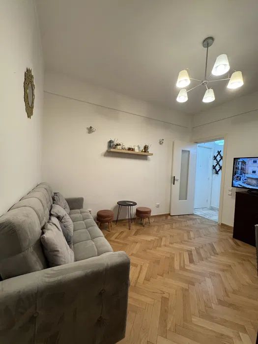 Apartament elegant, doua camere, Calea Victoriei - Poză 4