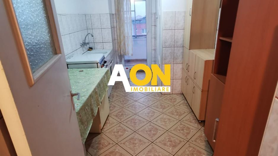 Apartament cu 3 Camere, Etaj Intermediar, Zona Parc Cetate - Poză 7