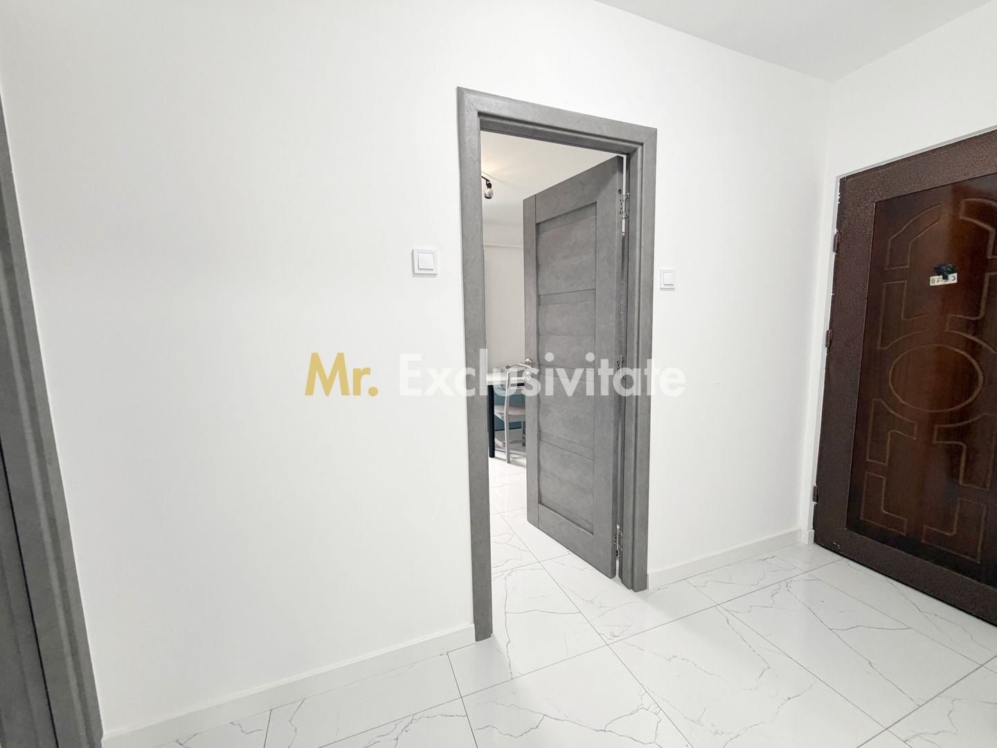 Inchiriere apartament 3 camere decomandat - cartier Trivale - Poză 7