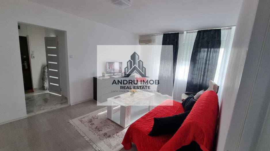2 Camere Renovat Total | Metrou 1 Decembrie (2 min) - Poză 1