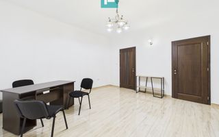 Apartament cu 3 camere ultracentral pe Str.Cloșca - Poză 28