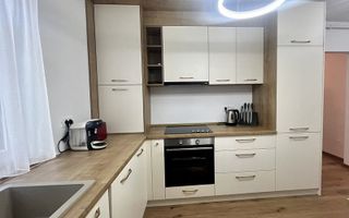 Un apartament primitor si modern, situat in zona Ultracentrală - Piața Victoriei - Poză 8