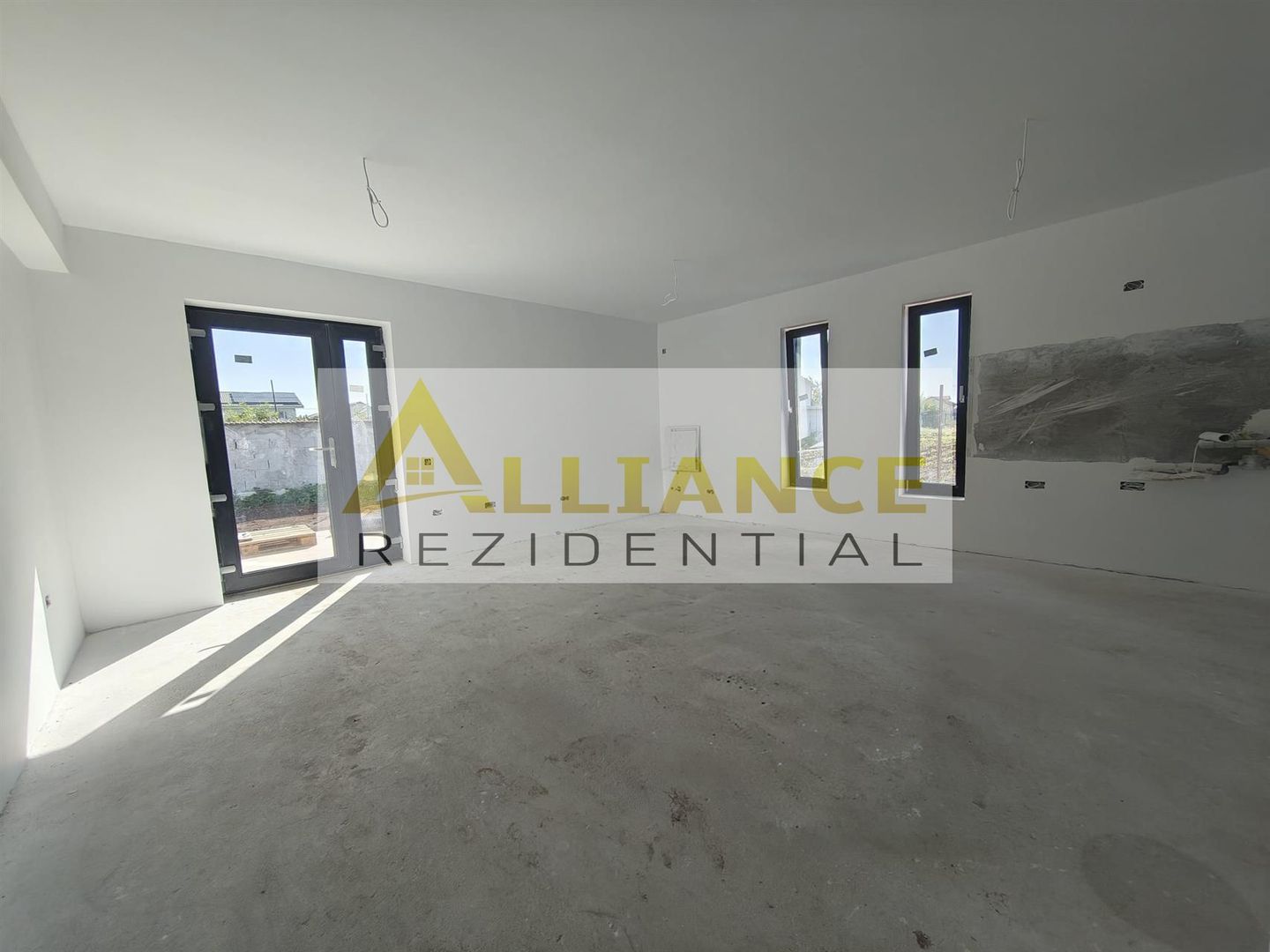 Casa parter | Str. Miorita | 4 camere | Teren 463 mp | La 5 minute de bulevard - Poză 4