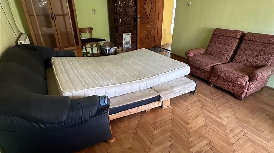 Casa individuala cu teren de 412 Piata Tineretului - Poză 13