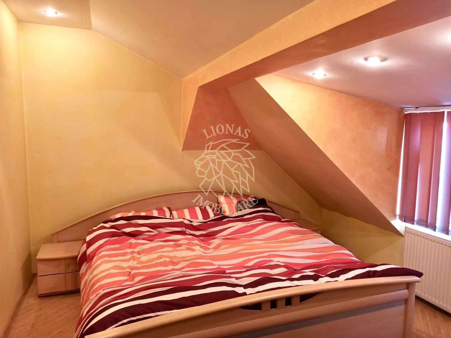 Apartament cu mansarda 4 camere 100 mp-dressing-mobilat-Imparat Traian - Poză 5