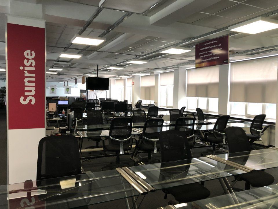 Cladire de birouri la 50 de metri de metrou, langa hala Laminor! - Poză 9