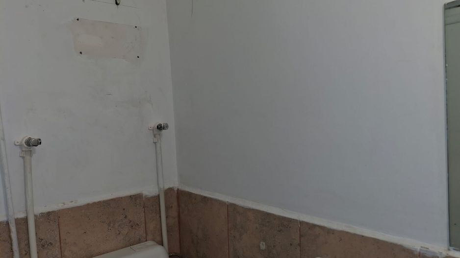 Inchiriez spatiu - Poză 6