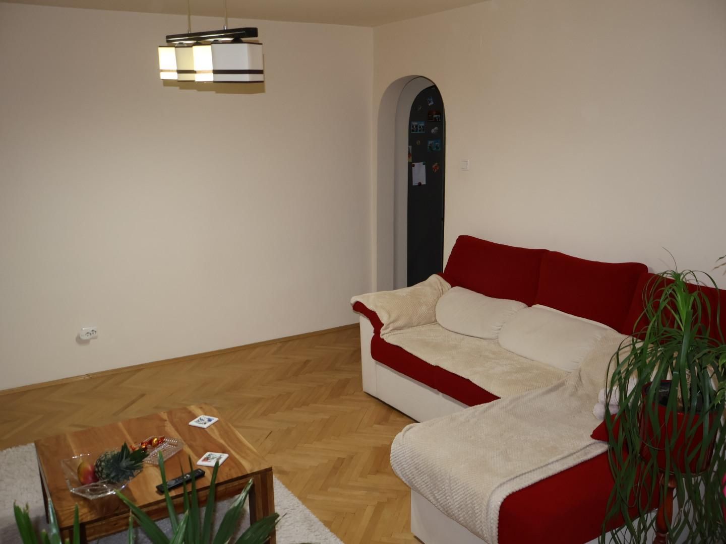 Girocului | 4 Camere| Etaj intermediar | Centrala proprie | Mobilat si utilat - Poză 2