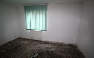 Imobil  cu destinatie mixta - Poză 18