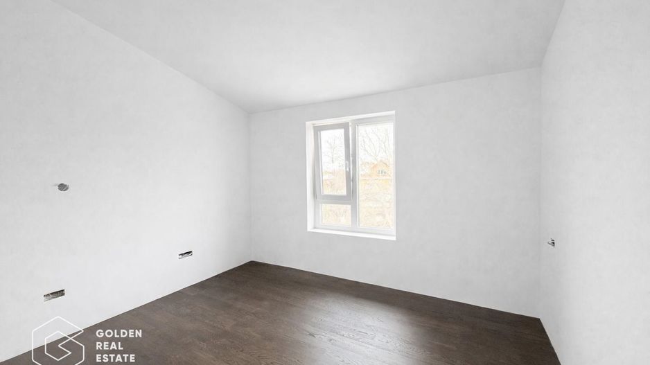 Jumatate de duplex, casa la pret de apartament in Chisoda - Poză 3