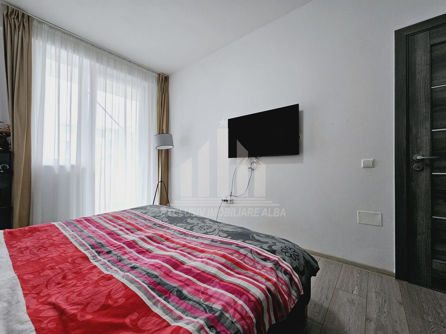 Apartament cu 3 camere de vanzare, Ampoi 3 - Poză 5