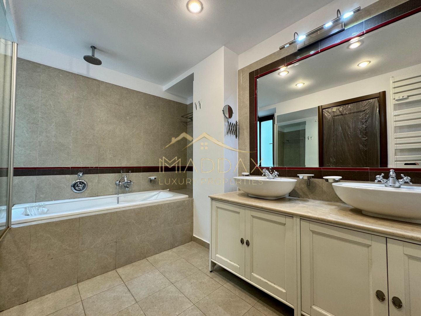 Apartament cu 4 camere 250mp* 2 parcări subterane / Dorobanti-Capitale - Poză 33