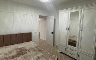 Închiriez apartament 3 camere, Unirii, renovat, centrală proprie - Poză 3