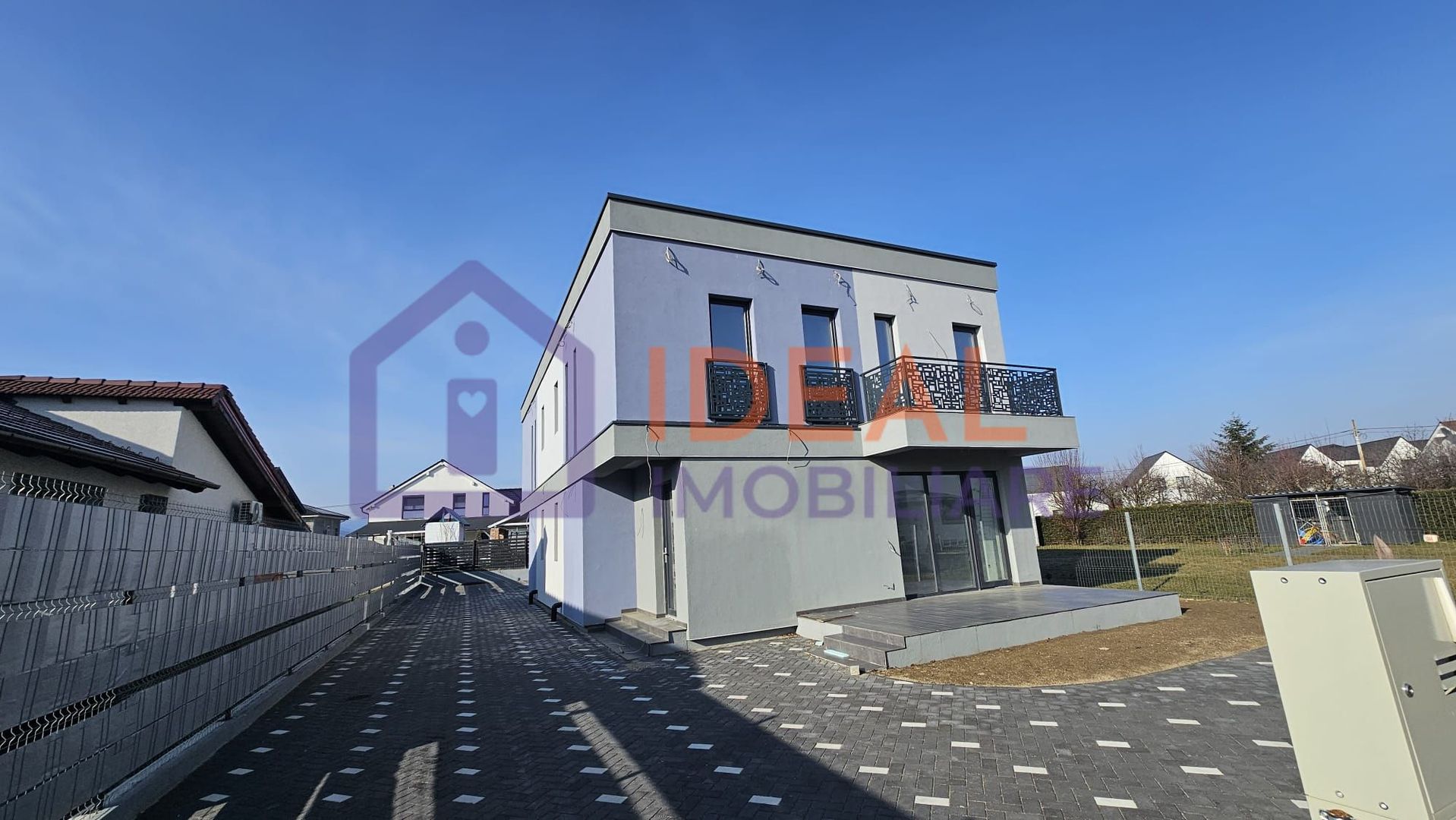 Duplex Modern cu 4 camere si gradina, in Cristian - Poză 5